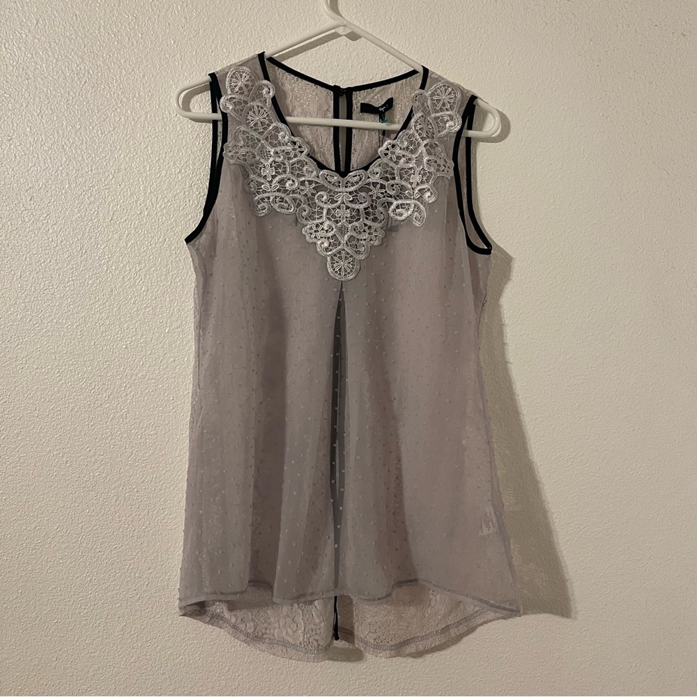 Anthropologie Ryu Sleeveless Sheer Gray Top with embroidery Size Large NWT